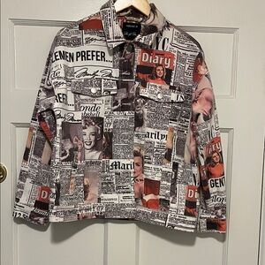 Marilyn Monroe Forever 21 Black and White Newspaper Print Jacket preowned